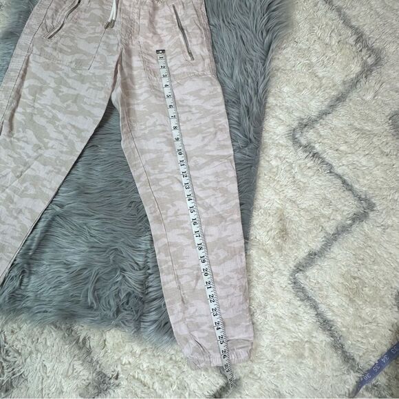 Athleta Tan Sweatpants with Relaxed Fit Linen - Picture 4 of 8